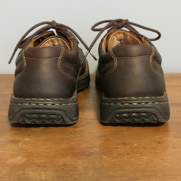 🎉Host Pick🎉 Mens Clarks Shoes - Picture 5 of 8